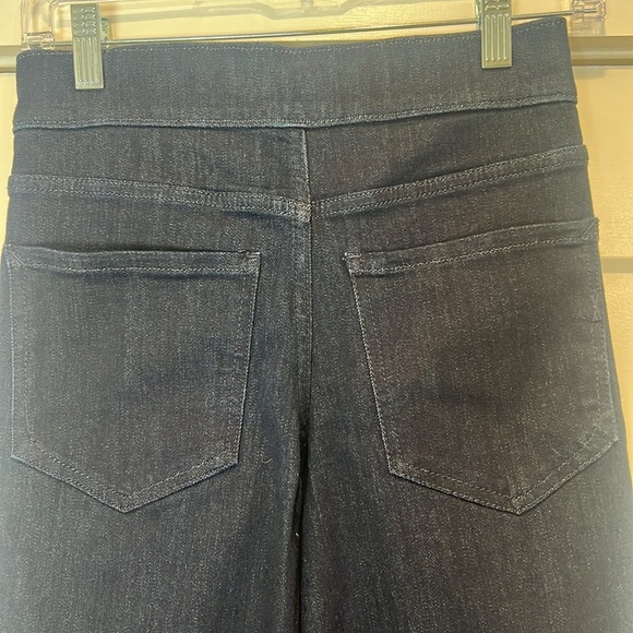Express dark denim wide leg super high rise Jeans size 2 short. - Picture 6 of 10